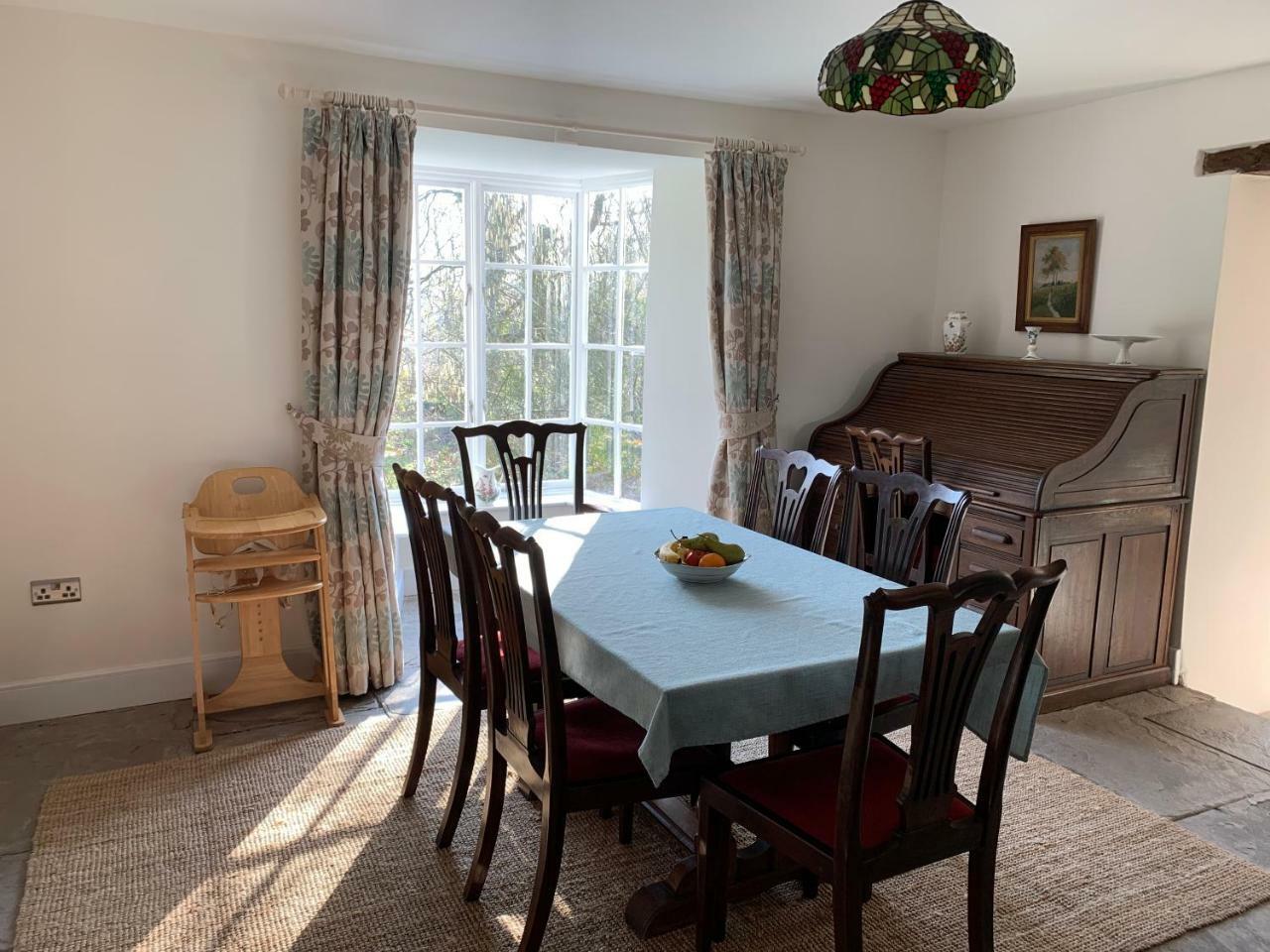 Pontyclerc Farm House Bed And Breakfast Ammanford Bagian luar foto
