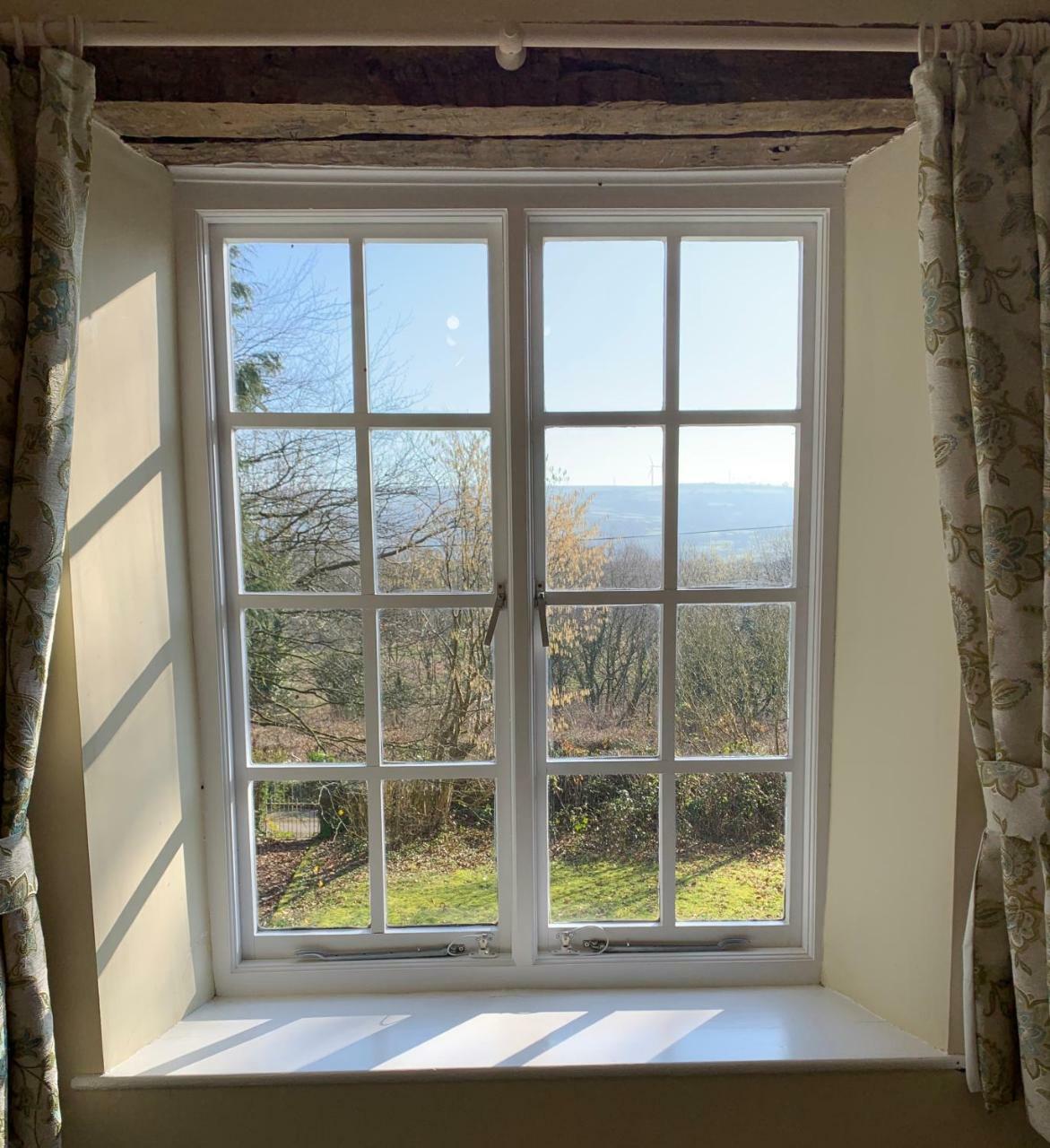 Pontyclerc Farm House Bed And Breakfast Ammanford Bagian luar foto