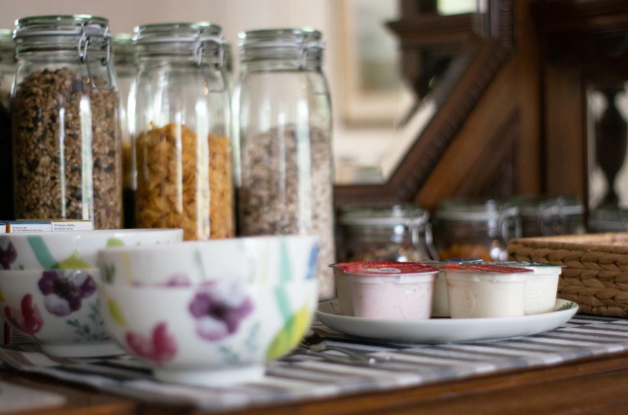 Pontyclerc Farm House Bed And Breakfast Ammanford Bagian luar foto