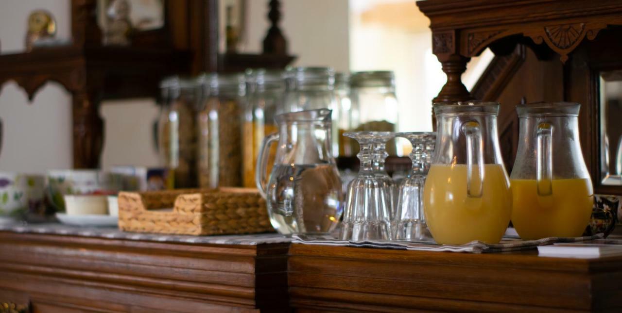 Pontyclerc Farm House Bed And Breakfast Ammanford Bagian luar foto