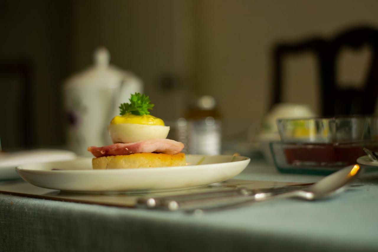 Pontyclerc Farm House Bed And Breakfast Ammanford Bagian luar foto